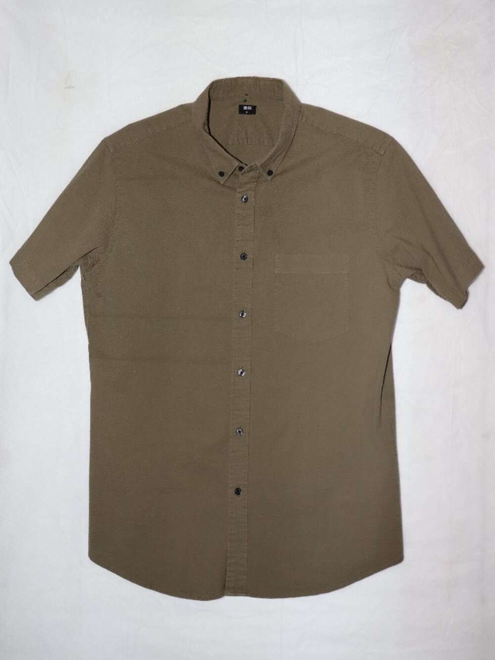 Uniqlo Olive Green Short Sleeve Button-Up Shirt